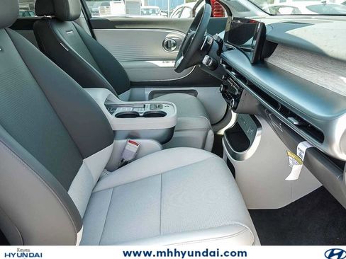 New 2026 Hyundai Ioniq 9 Limited AWD/4WD image 21