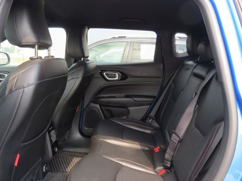 Used 2024 Jeep Compass Trailhawk image 13