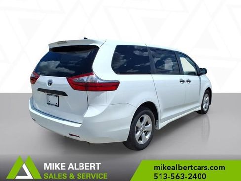 Used 2020 Toyota Sienna L FWD image 7