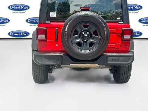 Used 2023 Jeep Wrangler Unlimited Sport AWD/4WD image 7