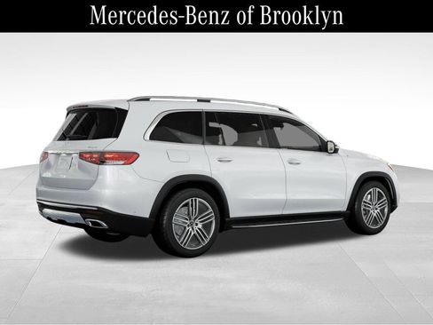 Certified 2026 Mercedes-Benz GLS 450 4MATIC image 20