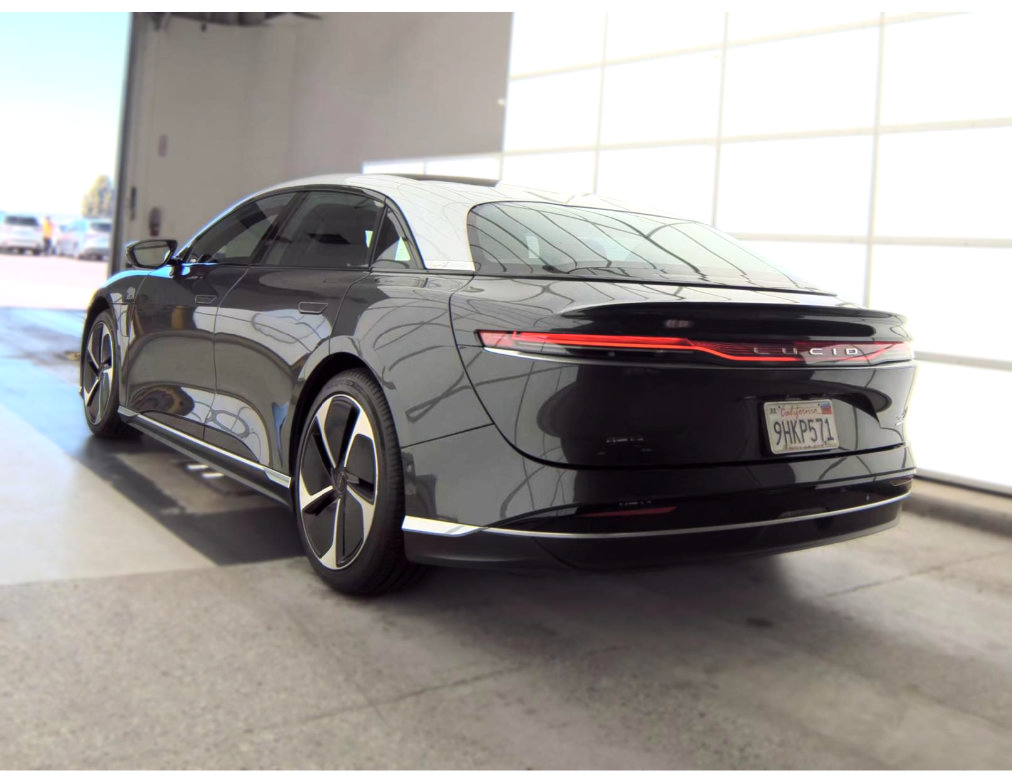 Used 2023 Lucid Air Touring AWD/4WD image 3