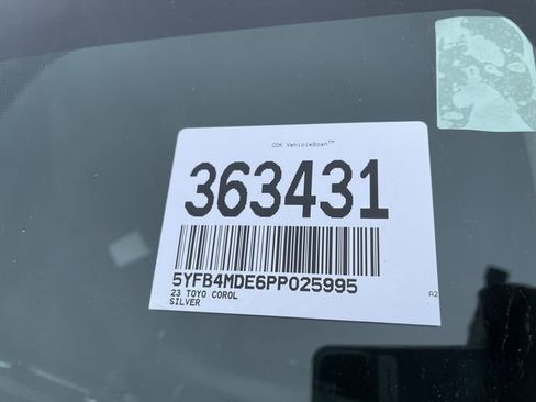 Certified 2023 Toyota Corolla LE image 3