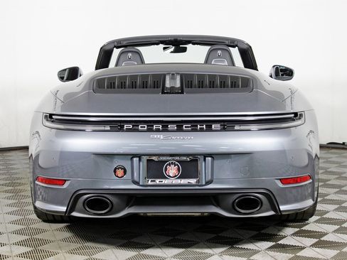 Used 2025 Porsche 911 Carrera image 6