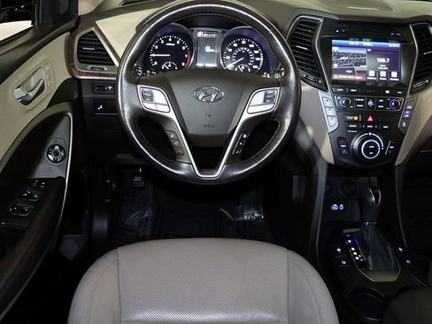 Used 2017 Hyundai Santa Fe SE Ultimate w/ Cargo Package image 3