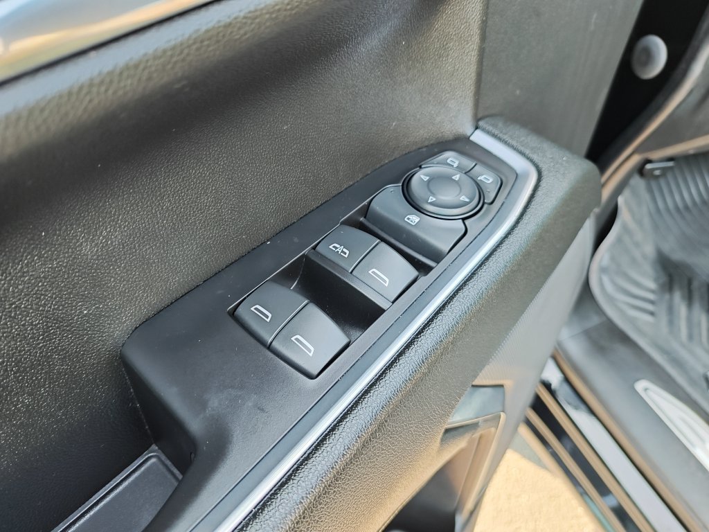 Used 2023 Chevrolet Silverado 1500 LT Trail Boss AWD/4WD image 11