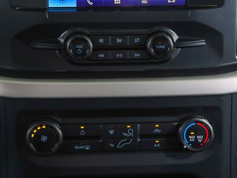 Used 2021 Ford F150 XLT w/ XTR Package image 21