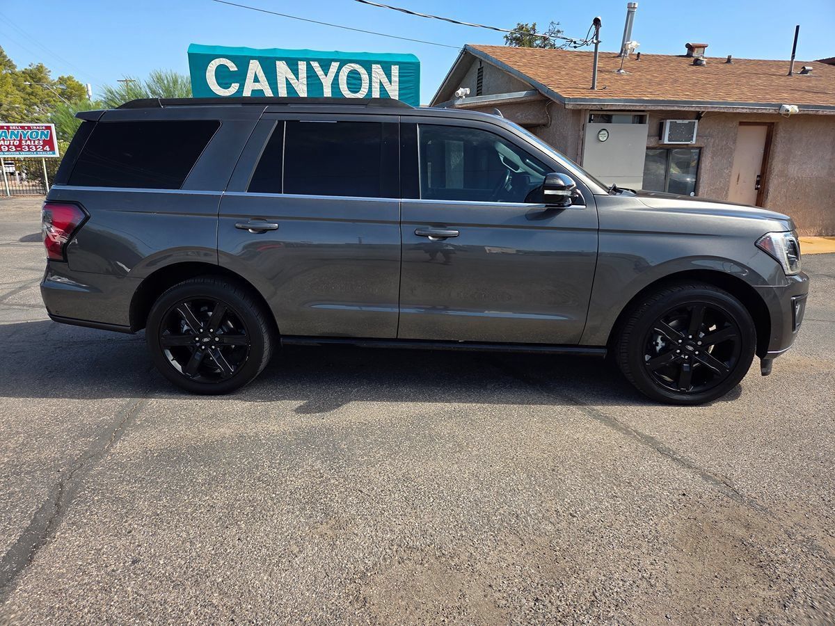 Used 2019 Ford Expedition Limited w/ Equipment Group 303A AWD/4WD image 4
