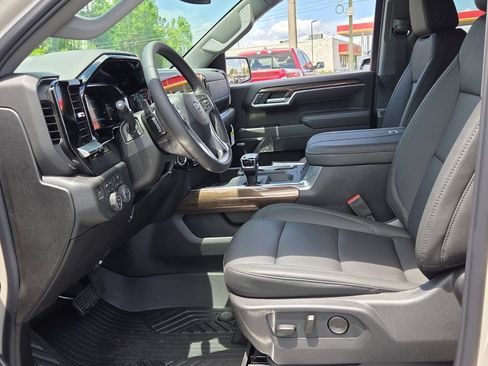 New 2026 Chevrolet Silverado 1500 RST AWD/4WD image 3