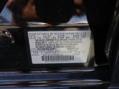 Used 2025 Nissan Versa S image 32