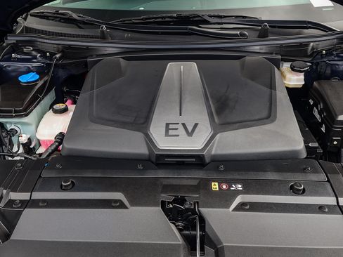 Used 2024 Kia EV6 Light RWD image 23
