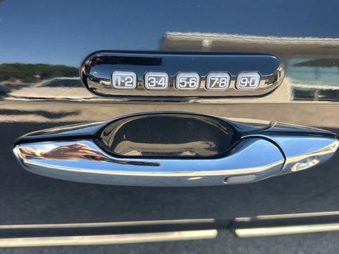 Used 2012 Lincoln MKX FWD w/ Wood Pkg image 45