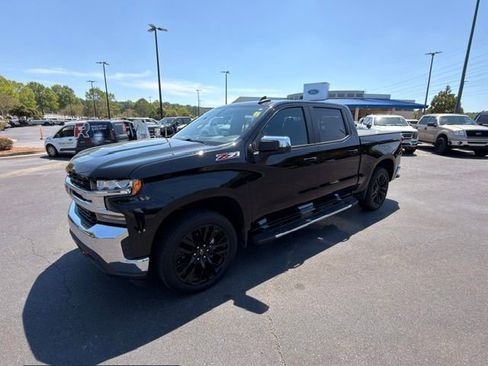 Used 2019 Chevrolet Silverado 1500 LT w/ All-Star Edition image 13