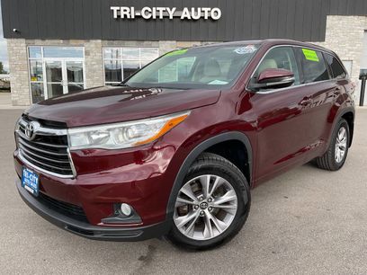 Used 2016 Toyota Highlander LE