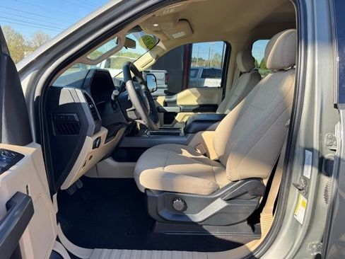 Used 2020 Ford F150 XLT image 20