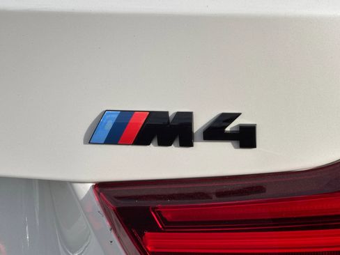 Used 2020 BMW M4 Convertible w/ Competition Package image 21