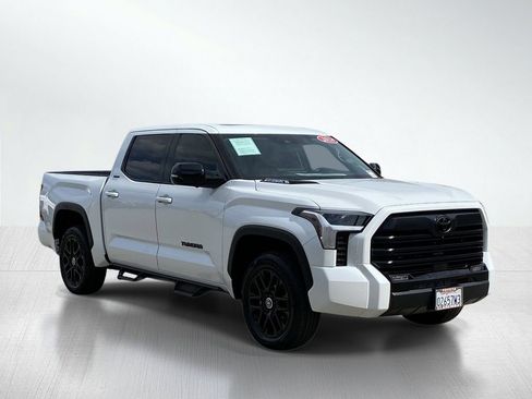 Used 2024 Toyota Tundra Limited AWD/4WD image 12