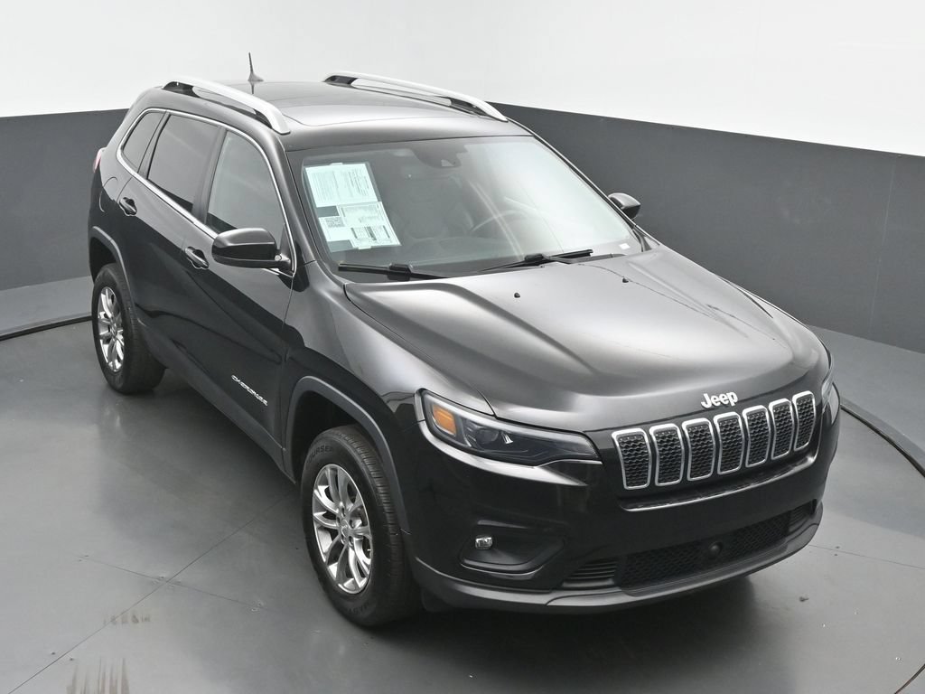 Used 2021 Jeep Cherokee Latitude Lux w/ Sun & Sound Group AWD/4WD image 48