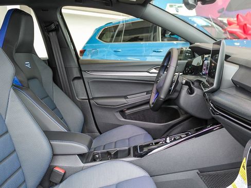 New 2026 Volkswagen Golf AWD/4WD image 18