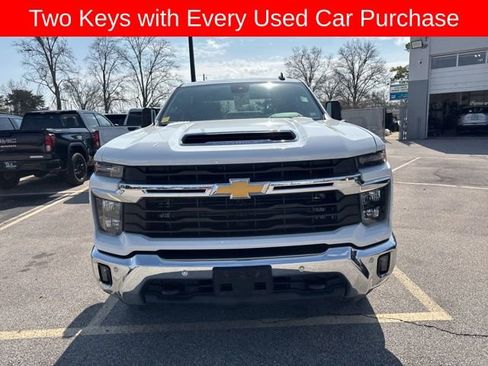 Used 2025 Chevrolet Silverado 2500 LT w/ Safety Package image 2