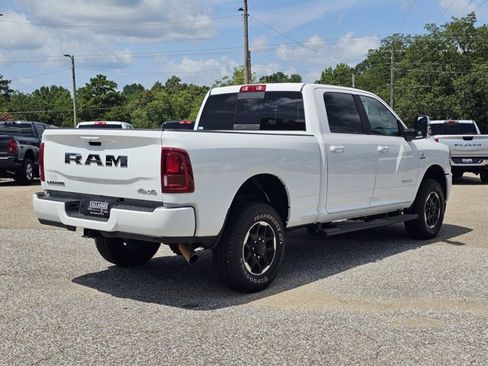 Used 2026 RAM 2500 Laramie AWD/4WD image 10
