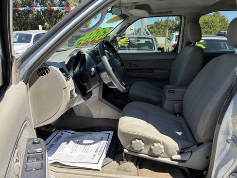 Used 2003 Nissan Xterra XE w/ Power Pkg RWD image 3