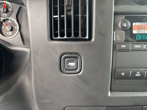 New 2025 Chevrolet Express 3500 w/ Power Convenience Package image 37