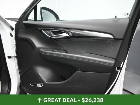 Used 2024 Buick Envision Preferred image 21