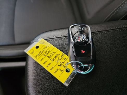 Used 2021 Buick Encore GX Select FWD image 41