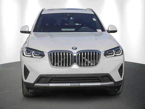 Used 2024 BMW X3 xDrive30i image 2