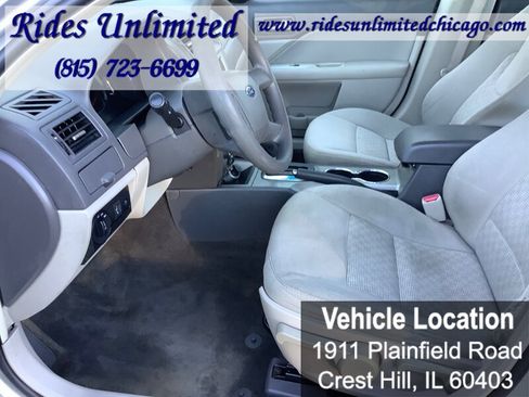 Used 2010 Ford Fusion S image 12