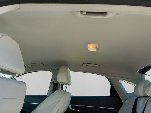 Used 2025 Hyundai Sonata SEL FWD image 10