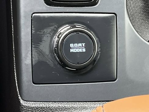 Used 2024 Ford Bronco Sport Outer Banks w/ Tech Package image 17