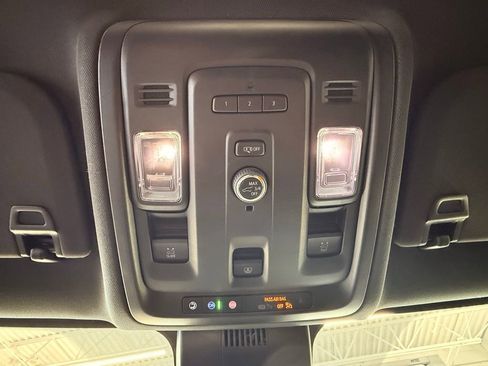 Used 2023 Chevrolet Tahoe RST AWD/4WD image 41