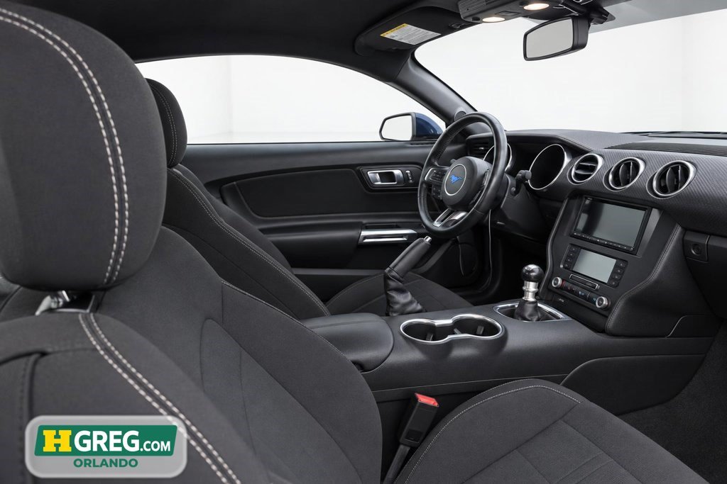 Used 2018 Ford Mustang Coupe RWD image 13