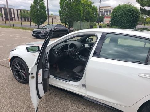 Used 2022 Cadillac CT5 V w/ Premium Package AWD/4WD image 4