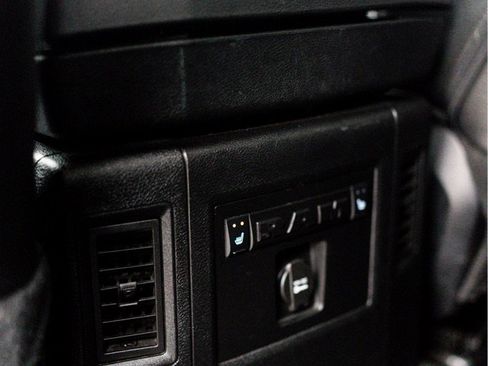 Used 2016 RAM 3500 Laramie w/ Convenience Group image 22