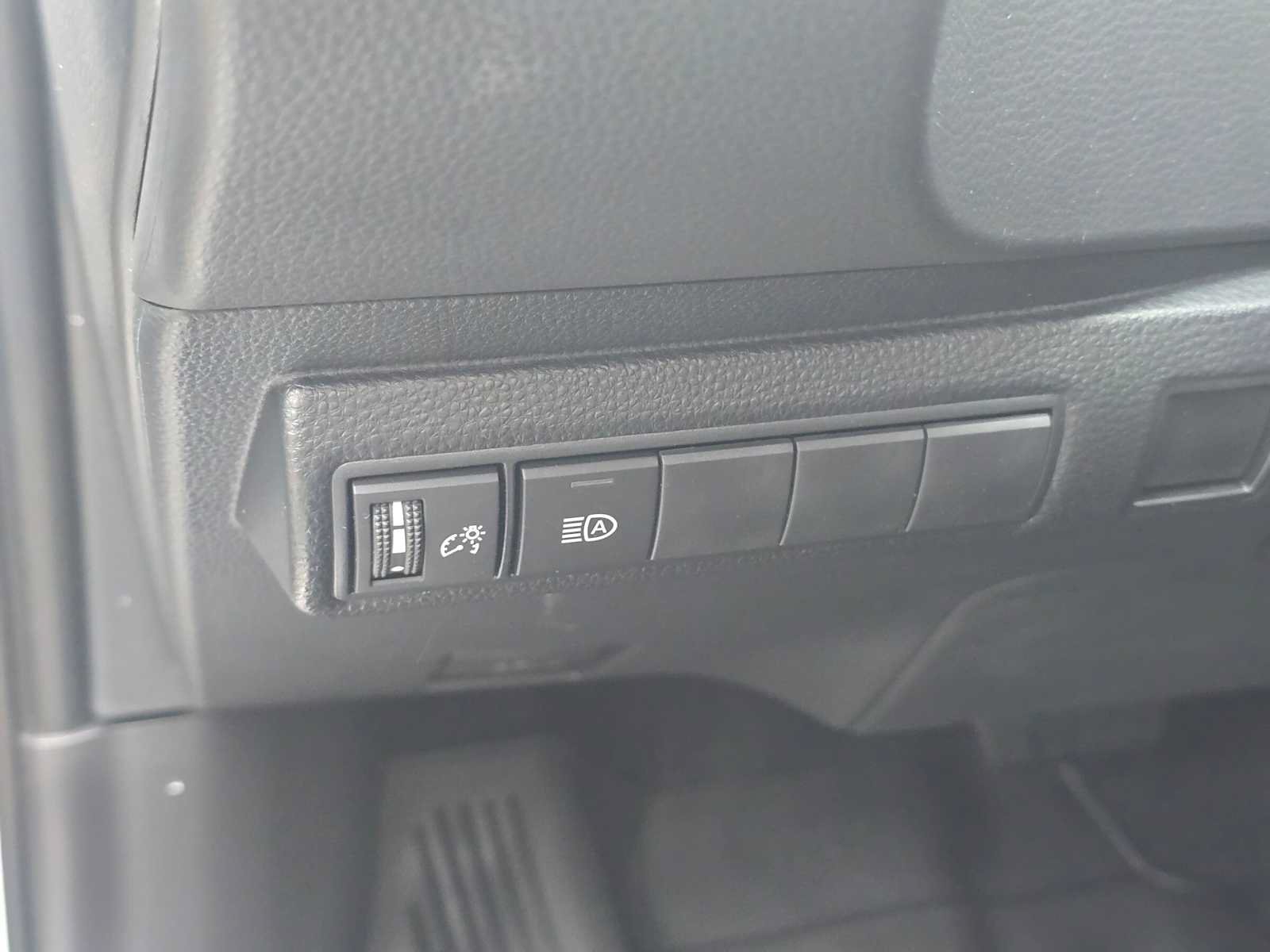 Certified 2026 Toyota Corolla SE w/ SE Package FWD image 24