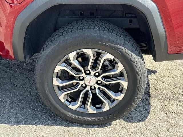 Used 2026 GMC Canyon Denali AWD/4WD image 29