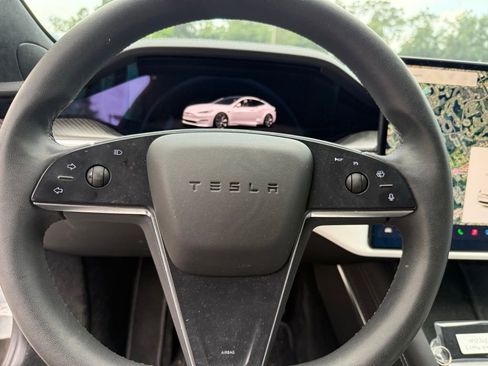 Used 2022 Tesla Model S Plaid AWD/4WD image 23