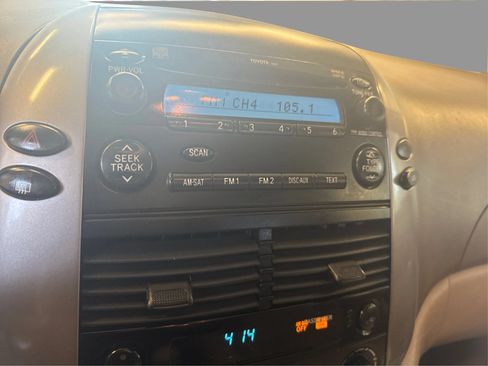 Used 2008 Toyota Sienna LE FWD image 16
