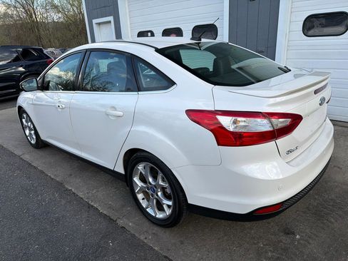 Used 2012 Ford Focus Titanium image 6