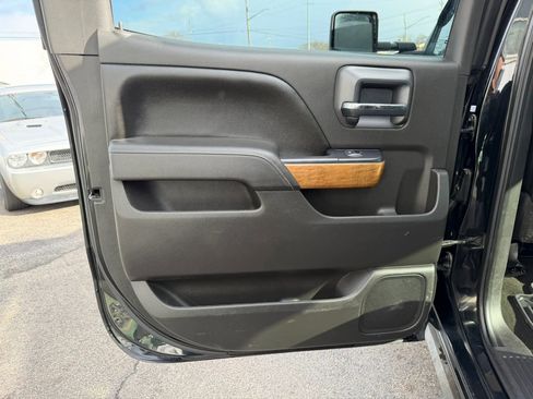 Used 2015 Chevrolet Silverado 1500 LTZ Z71 image 25