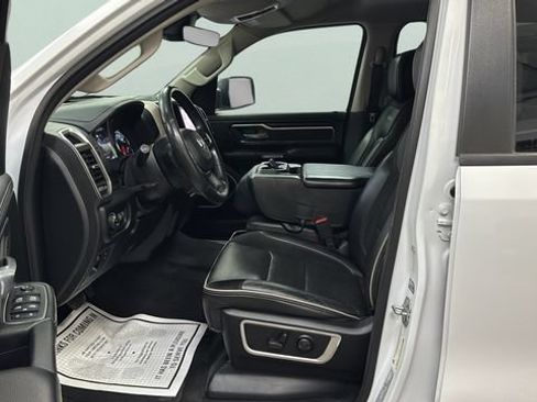 Used 2022 RAM 1500 Laramie AWD/4WD image 10
