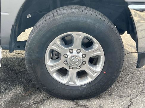 Used 2024 RAM 2500 Big Horn w/ Bed Utility Group image 7