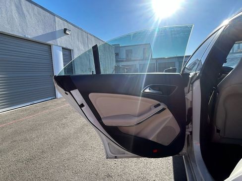 Used 2015 Mercedes-Benz CLA 250 w/ Premium 1 Package image 11