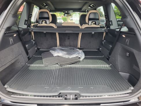 Certified 2026 Volvo XC90 B5 Plus w/ Protection Package AWD/4WD image 24