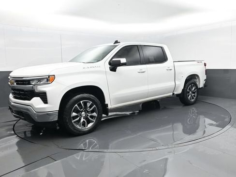 Used 2023 Chevrolet Silverado 1500 LT AWD/4WD image 1