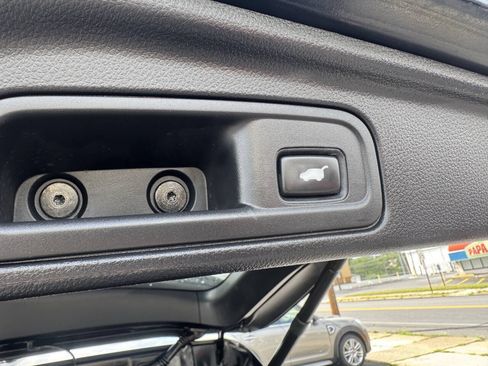 Used 2019 Honda Pilot EX-L image 18