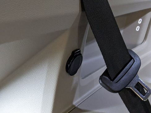 New 2026 Volkswagen Atlas SE image 27